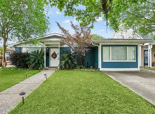 8929 Camille Ct, New Orleans, LA 70123