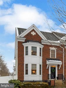 10 N Commerce Sq, Robbinsville, NJ, 08691
