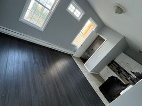 190-192 Hamilton Ave