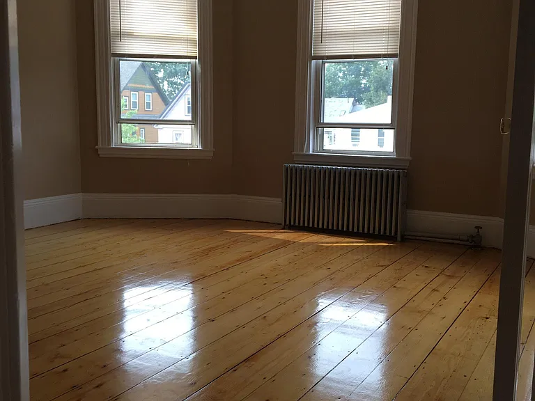 332 Centre St #3 — Photo 5