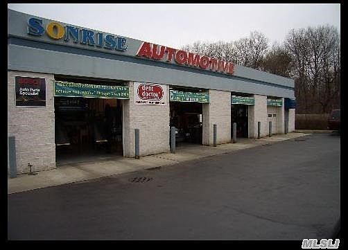 5th image of 2300 Sunrise Hwy