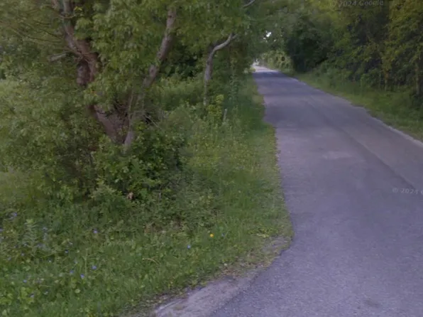 419 Josephine St, Pass Christian, MS 39571