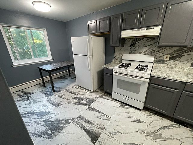 kitchen with eating area