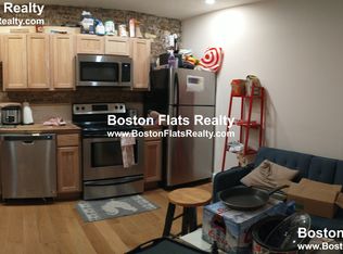 24 S Huntington Ave #2, Jamaica Plain, MA 02130