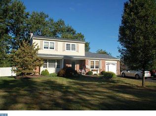 711 S Olds Blvd, Fairless Hills, PA 19030