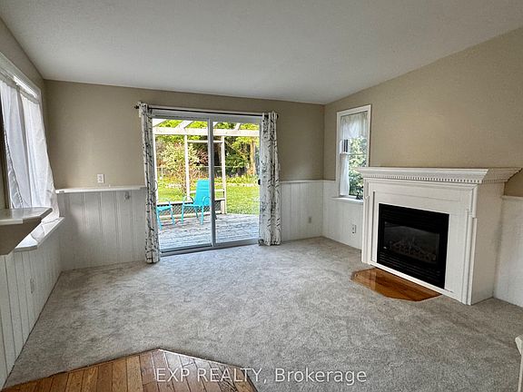 5th image of 108 Katherine St