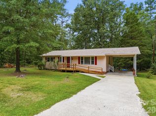 897 Community Ln, Lancaster, SC 29720