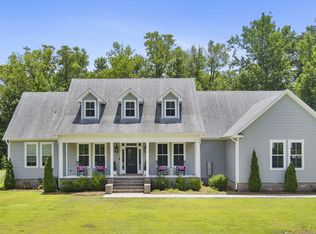 2703 E Fairway Road, Morehead City, NC 28557