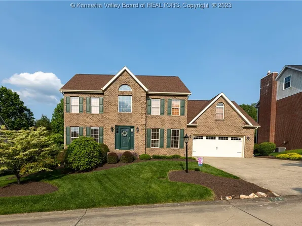 142 Candlewyck Dr, Hurricane, WV 25526
