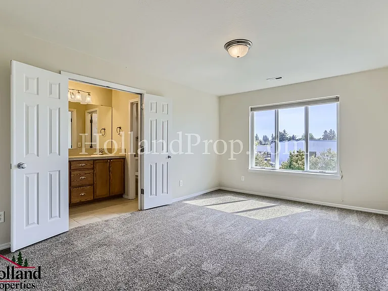1094 SE Alika Ave — Photo 16
