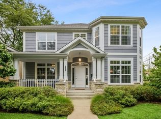 520 Austin Ave, Park Ridge, IL 60068