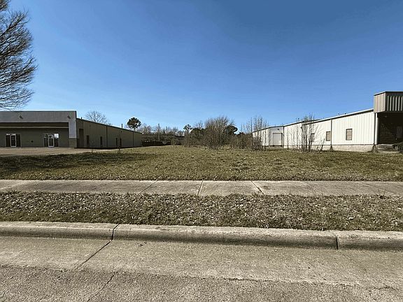 2nd image of 3725 Cherry Rd