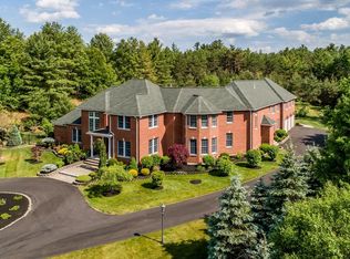 34 Rock Brook Way, Boxford, MA 01921