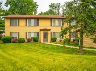 1306 Sturdy Rd APT 2, Valparaiso, IN 46383