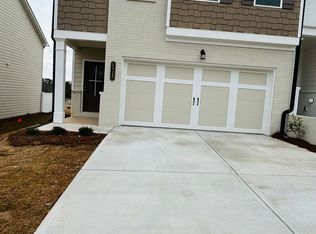 5328 Fox Hill Ln, Oakwood, GA 30566