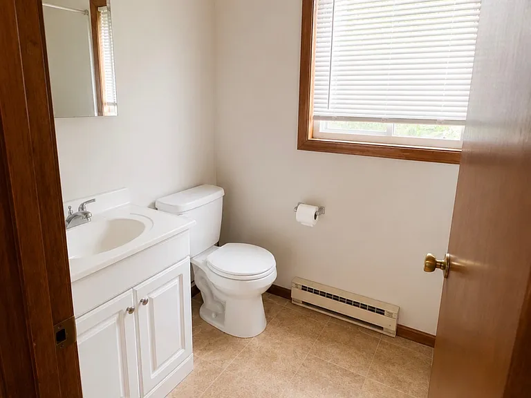 Upstairs Bathroom