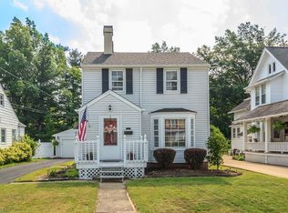 1519 Sheridan Rd, South Euclid, OH 44121