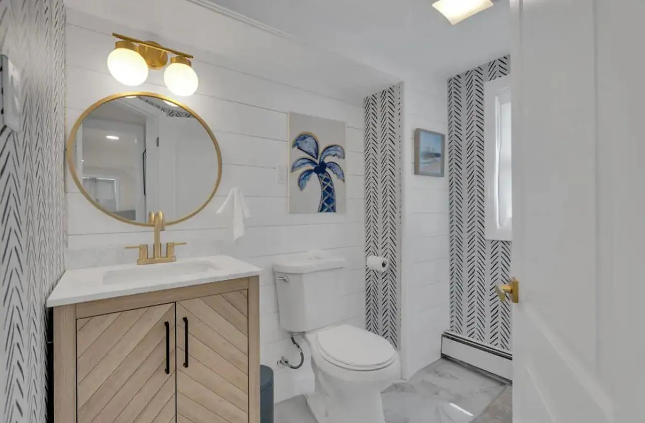 3 bed, 750 sqft, $2,500 — Photo 4