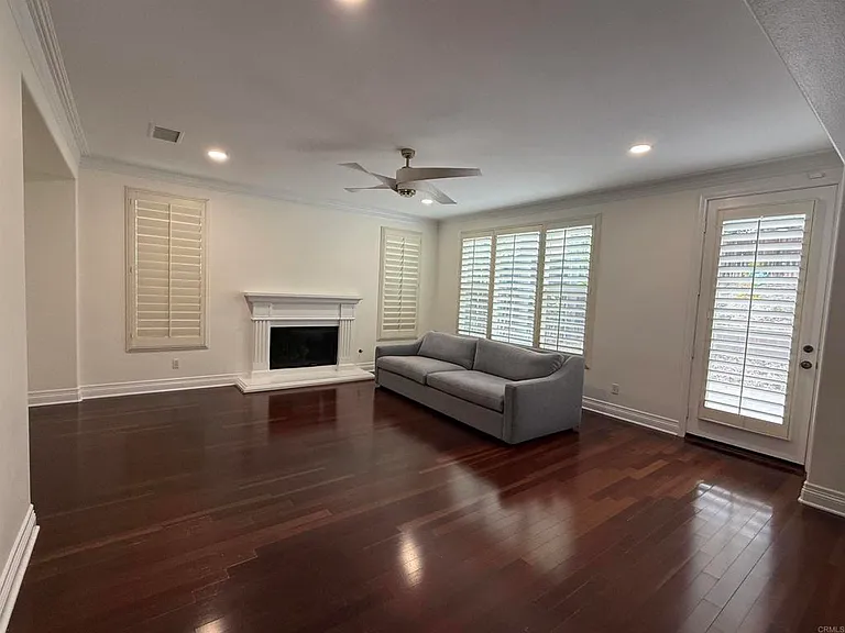 1472 Canoe Creek Way — Photo 12