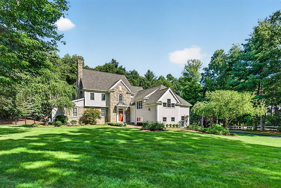 1st image of 114 Fox Run Rd