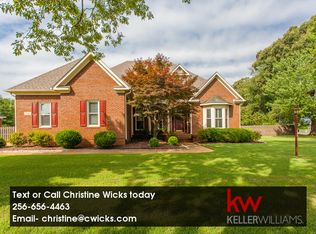 296 River Cove Rd, Huntsville, AL 35811