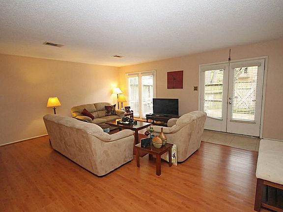 Lots of natural light and laminate floors