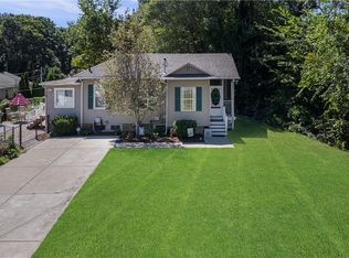 3 Byron Blvd, Warwick, RI 02888