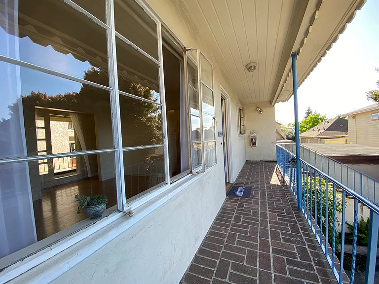 front balcony