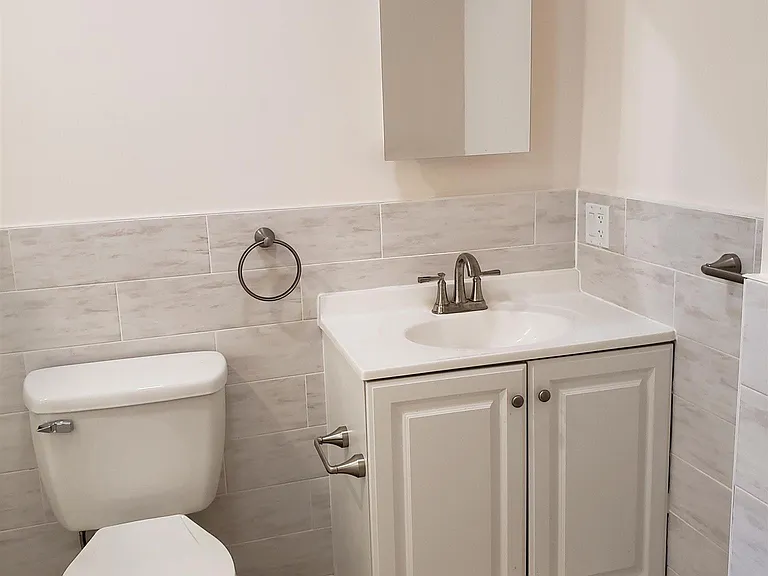 16 Marcella St #2 — Photo 12