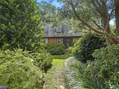 8420 Chippewa Rd, Philadelphia, PA, 19128