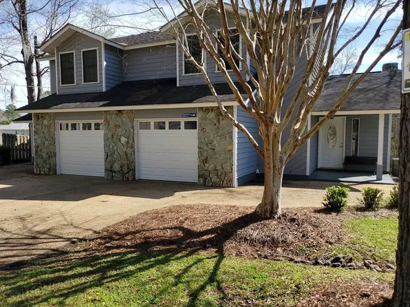 132 Timber Ridge Dr, Thomasville, GA 31757