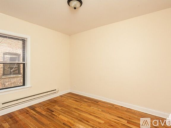 5th image of 622 W Cornelia Ave #S2
