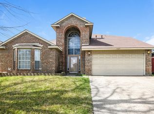 4327 Meriden Ct, Grand Prairie, TX 75052