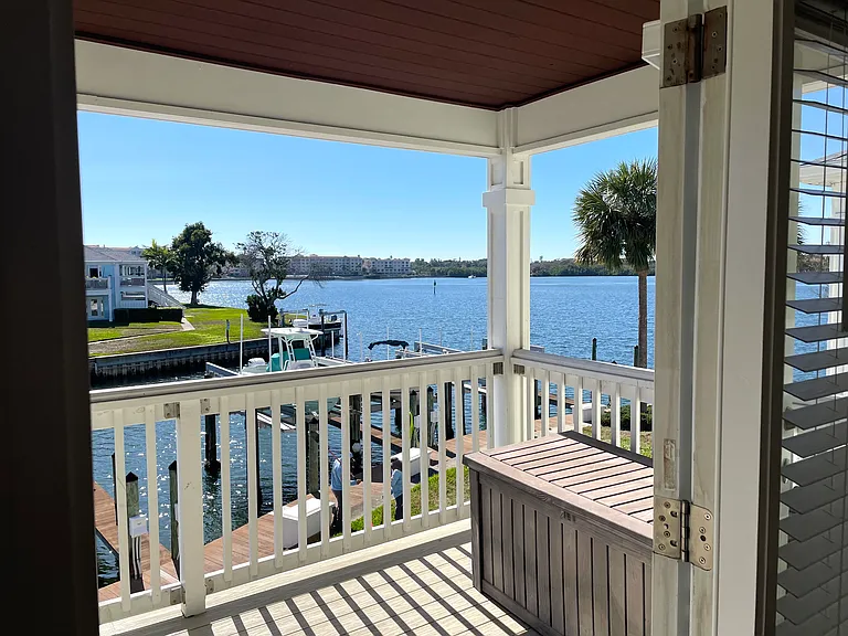 Starfish Dr SE — Photo 33