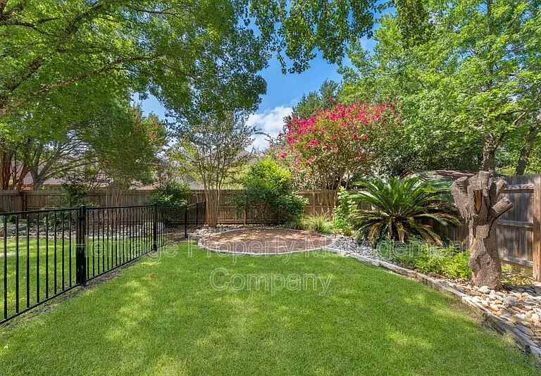 3102 Sable Xing — Photo 45