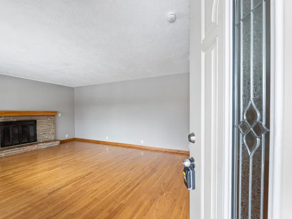 170 Norton Ave, Council Bluffs, IA 51503