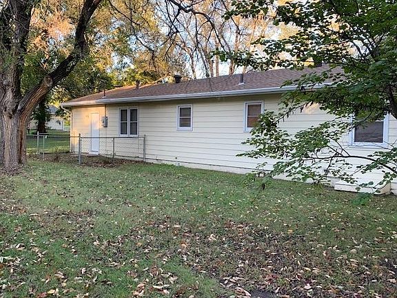 Nice back yard with a little fence for pets.  This house sits on a corner lot.