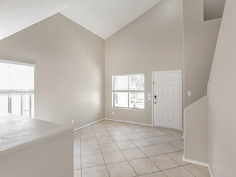 6558 W Chickasaw St — Photo 6