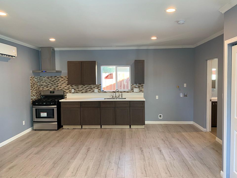 1st image of 6852 Langdon Ave