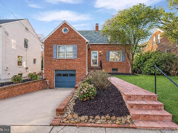 2nd image of 2420 Cameron Mills Rd