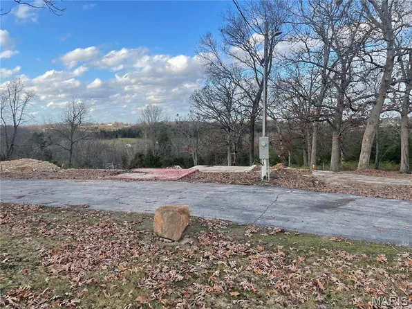 1638 Neff Valley Ln, Saint Clair, MO 63077