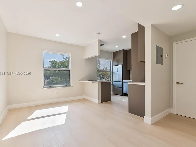 694 NE 76th St #6 — Photo 2
