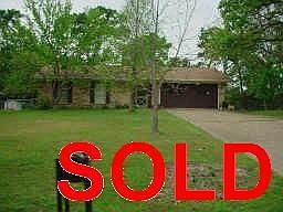 1st image of 310 Lake Front Dr