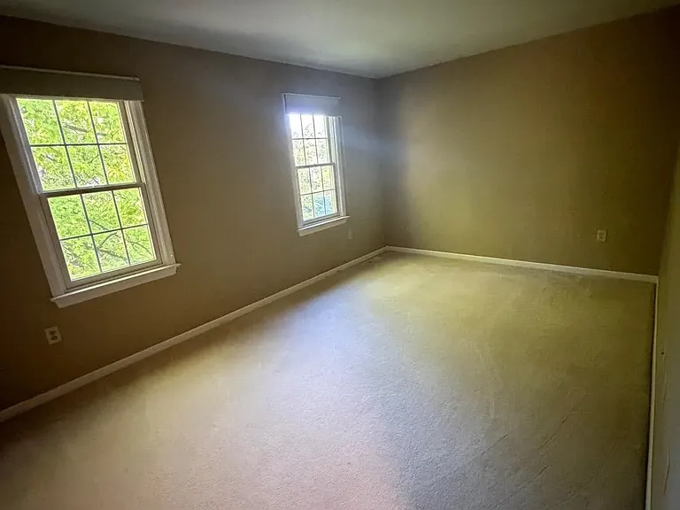 2264 Raleigh Rd — Photo 28