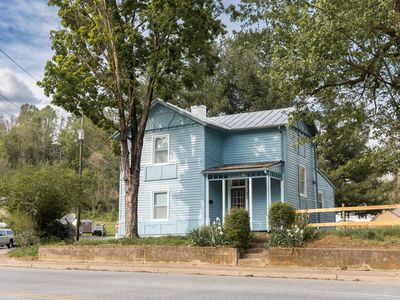 825 W 29th St, Buena Vista, VA, 24416