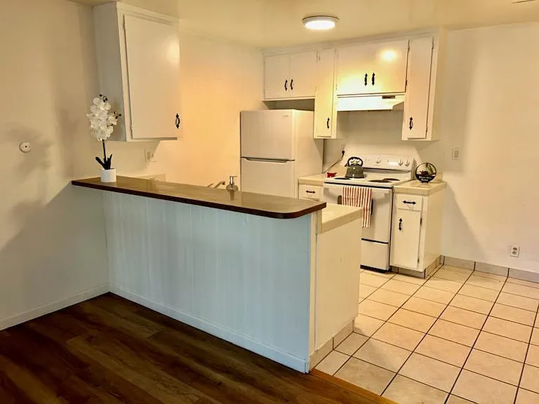 West Village Apartments — Photo 32