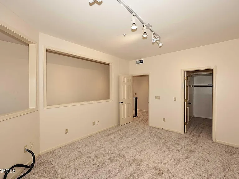 8100 E Camelback Rd #39 — Photo 20