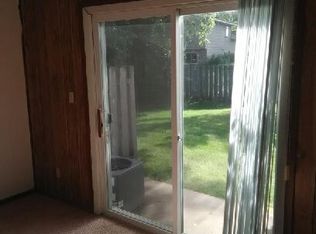 850 Woodgate Dr #215, Vadnais Heights, MN 55127