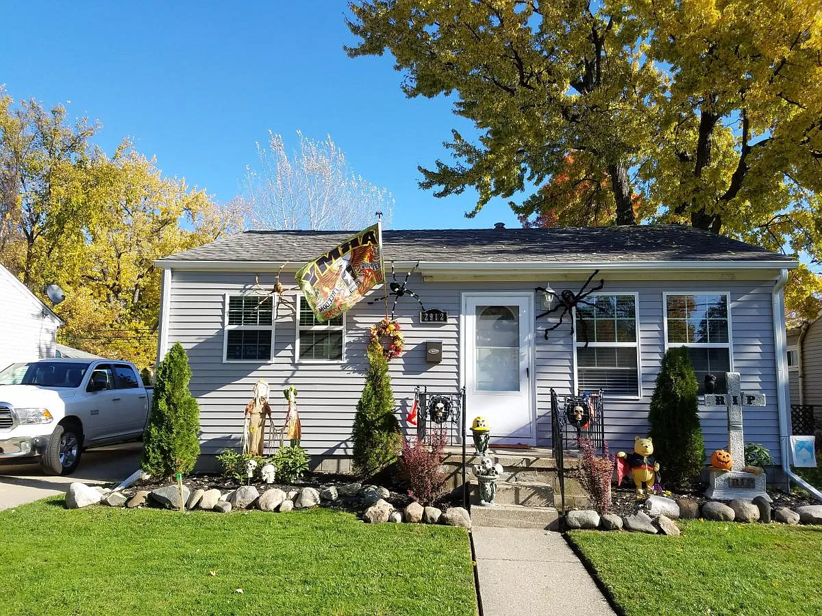 Great Neighborhood - 2912 Paxton St