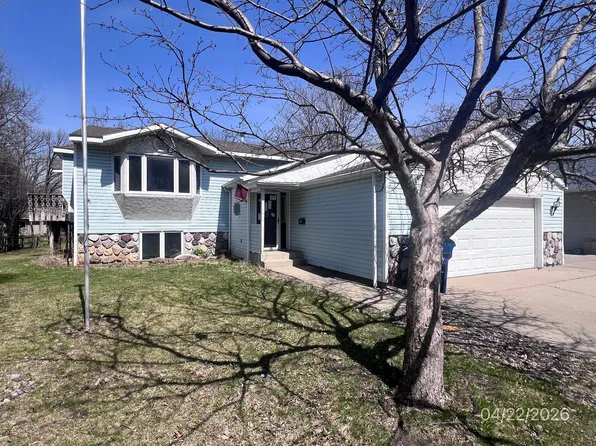 2513 19th St N, Saint Cloud, MN 56303